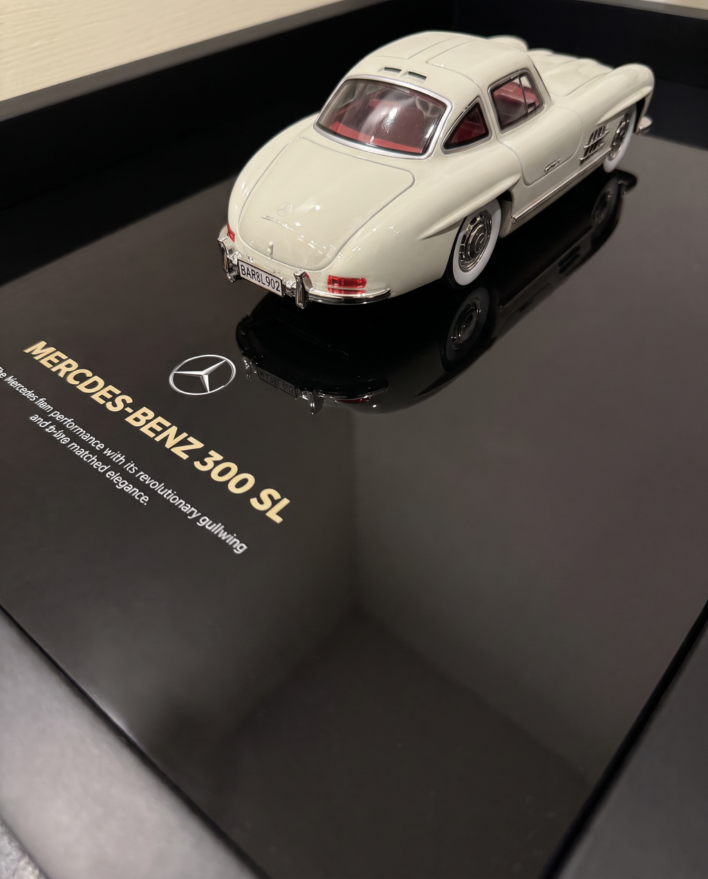 Mercedes-Benz 300 SL – Illuminated Grand Frame Edition