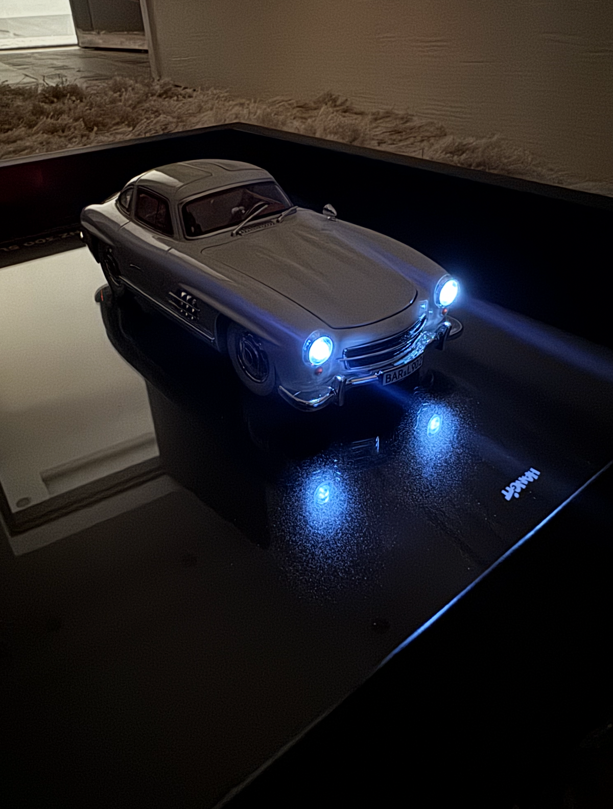 Mercedes-Benz 300 SL – Illuminated Grand Frame Edition